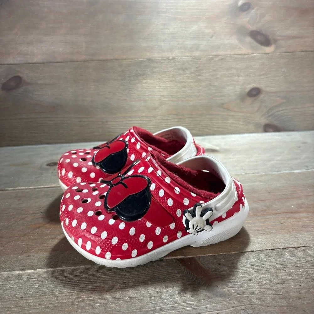 Crocs Classic Lined Girls size 6 shoes Red Minnie fur lined clogs